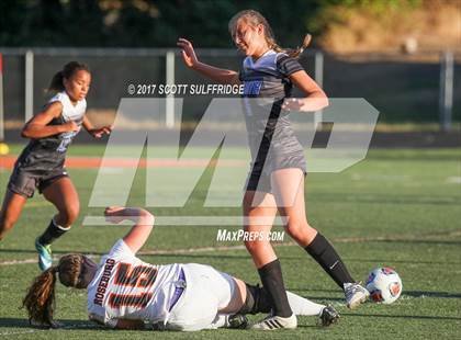 Thumbnail 2 in South Medford @ Roseburg photogallery.