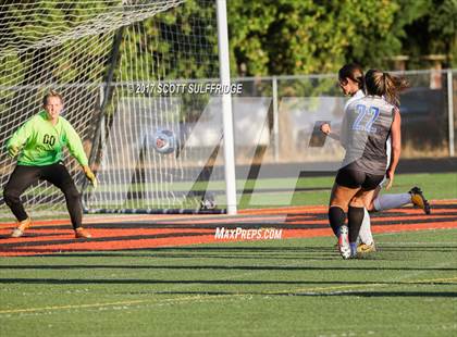 Thumbnail 1 in South Medford @ Roseburg photogallery.