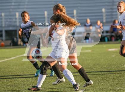 Thumbnail 2 in South Medford @ Roseburg photogallery.