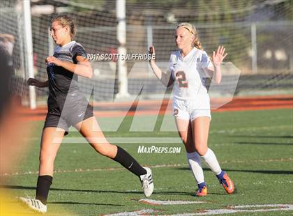 Thumbnail 3 in South Medford @ Roseburg photogallery.