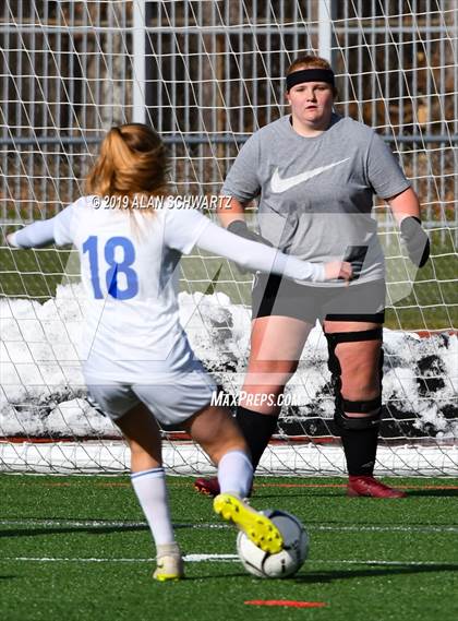 Thumbnail 3 in Poland vs. Avoca Central (NYSPHSAA Class D Final) photogallery.