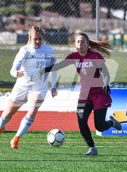 Thumbnail 2 in Poland vs. Avoca Central (NYSPHSAA Class D Final) photogallery.