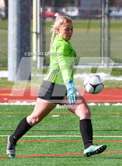 Thumbnail 1 in Poland vs. Avoca Central (NYSPHSAA Class D Final) photogallery.