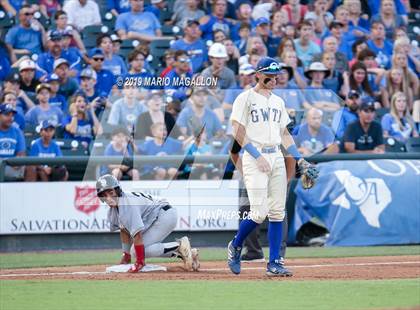 Thumbnail 2 in Pioneer vs Georgetown (UIL 5A Semifinal) photogallery.