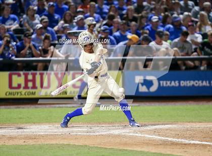 Thumbnail 3 in Pioneer vs Georgetown (UIL 5A Semifinal) photogallery.