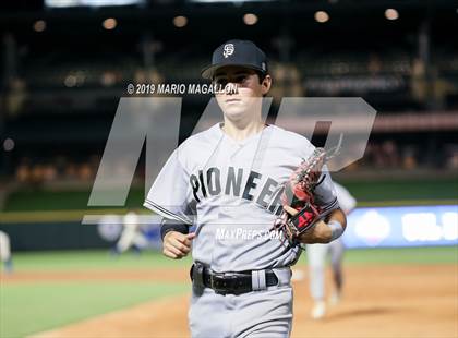 Thumbnail 3 in Pioneer vs Georgetown (UIL 5A Semifinal) photogallery.