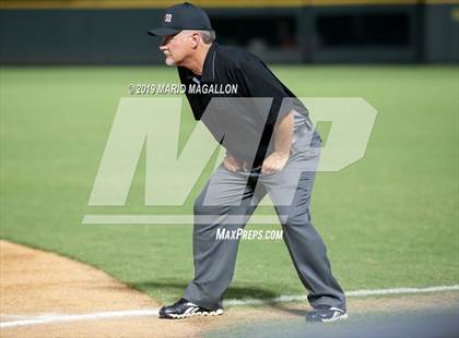 Thumbnail 2 in Pioneer vs Georgetown (UIL 5A Semifinal) photogallery.