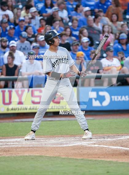 Thumbnail 1 in Pioneer vs Georgetown (UIL 5A Semifinal) photogallery.