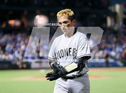 Thumbnail 1 in Pioneer vs Georgetown (UIL 5A Semifinal) photogallery.