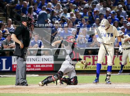 Thumbnail 2 in Pioneer vs Georgetown (UIL 5A Semifinal) photogallery.