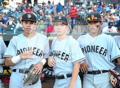 Thumbnail 3 in Pioneer vs Georgetown (UIL 5A Semifinal) photogallery.