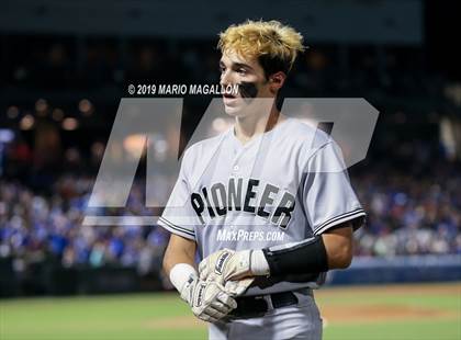 Thumbnail 3 in Pioneer vs Georgetown (UIL 5A Semifinal) photogallery.