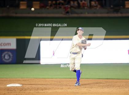 Thumbnail 2 in Pioneer vs Georgetown (UIL 5A Semifinal) photogallery.