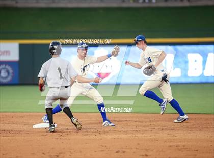 Thumbnail 1 in Pioneer vs Georgetown (UIL 5A Semifinal) photogallery.