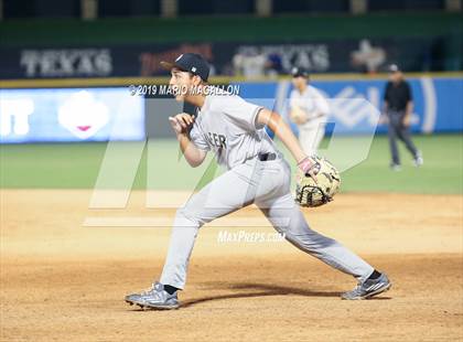 Thumbnail 2 in Pioneer vs Georgetown (UIL 5A Semifinal) photogallery.