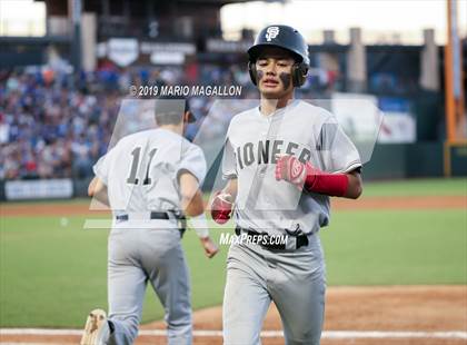 Thumbnail 2 in Pioneer vs Georgetown (UIL 5A Semifinal) photogallery.