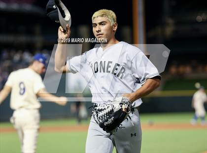 Thumbnail 1 in Pioneer vs Georgetown (UIL 5A Semifinal) photogallery.