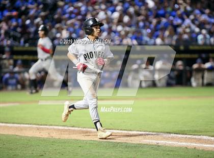 Thumbnail 2 in Pioneer vs Georgetown (UIL 5A Semifinal) photogallery.