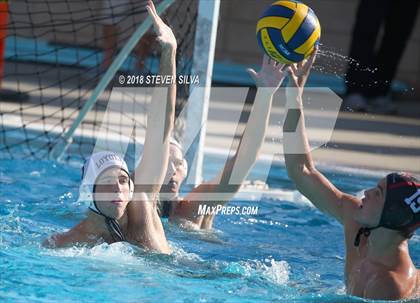 Thumbnail 1 in Harvard-Westlake vs. Loyola (CIF SoCal Regional D1 Semifinal) photogallery.