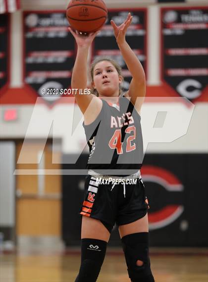Thumbnail 2 in Amanda-Clearcreek vs. Circleville photogallery.