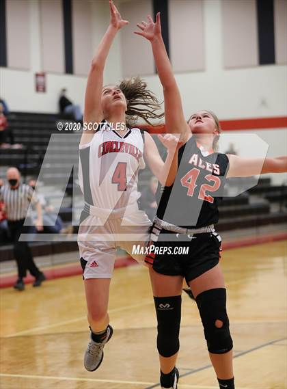 Thumbnail 3 in Amanda-Clearcreek vs. Circleville photogallery.