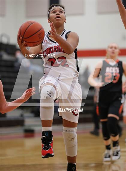 Thumbnail 2 in Amanda-Clearcreek vs. Circleville photogallery.