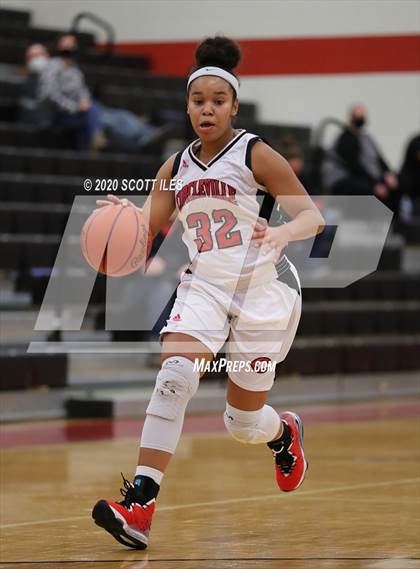 Thumbnail 3 in Amanda-Clearcreek vs. Circleville photogallery.
