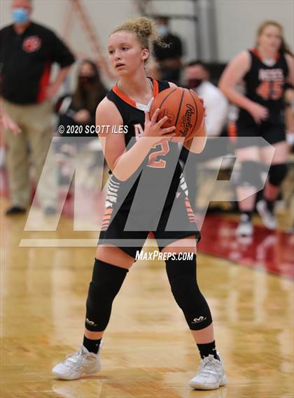 Thumbnail 2 in Amanda-Clearcreek vs. Circleville photogallery.