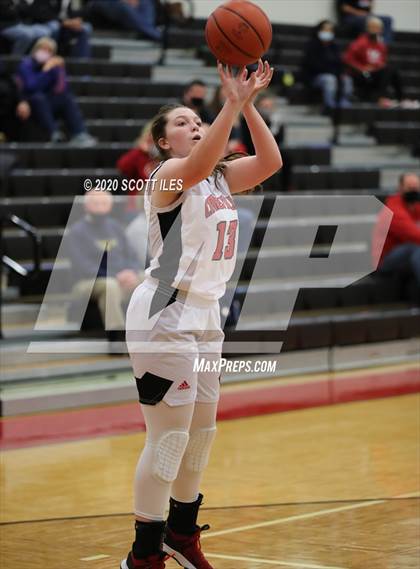 Thumbnail 1 in Amanda-Clearcreek vs. Circleville photogallery.