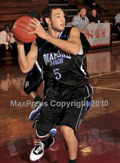 Thumbnail 1 in La Habra vs. Diamond Ranch (Orange Holiday Classic) photogallery.
