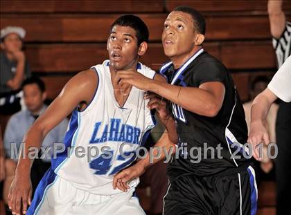 Thumbnail 1 in La Habra vs. Diamond Ranch (Orange Holiday Classic) photogallery.