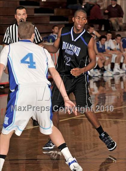 Thumbnail 1 in La Habra vs. Diamond Ranch (Orange Holiday Classic) photogallery.