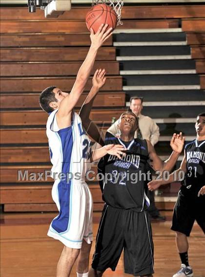Thumbnail 3 in La Habra vs. Diamond Ranch (Orange Holiday Classic) photogallery.