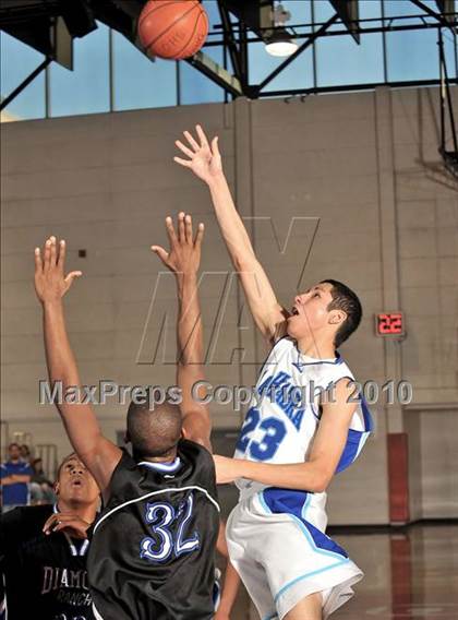 Thumbnail 1 in La Habra vs. Diamond Ranch (Orange Holiday Classic) photogallery.