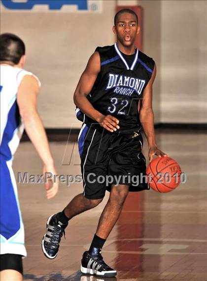 Thumbnail 2 in La Habra vs. Diamond Ranch (Orange Holiday Classic) photogallery.
