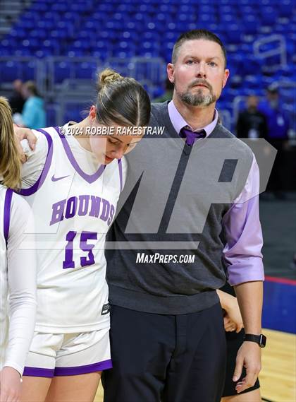 Thumbnail 2 in Boerne vs. Canyon (UIL 4A Basketball Semifinal Medal Ceremony) photogallery.