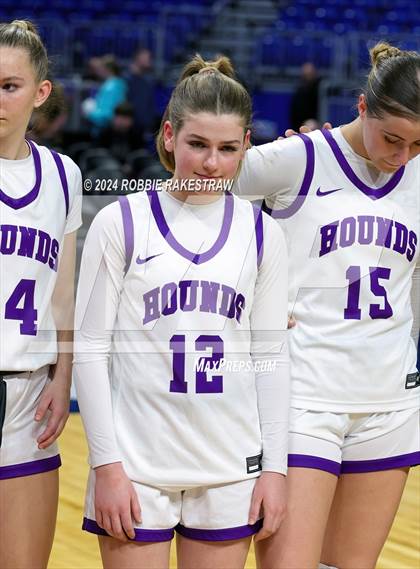 Thumbnail 1 in Boerne vs. Canyon (UIL 4A Basketball Semifinal Medal Ceremony) photogallery.