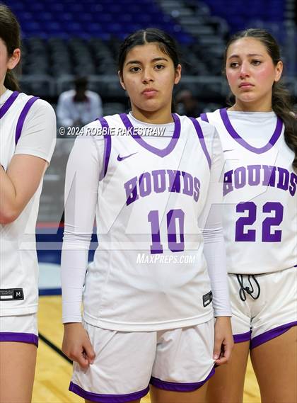Thumbnail 1 in Boerne vs. Canyon (UIL 4A Basketball Semifinal Medal Ceremony) photogallery.