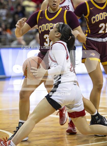 Thumbnail 2 in Cooper vs Holy Cross (2024 9th Region Girls Basketball Tournament) photogallery.