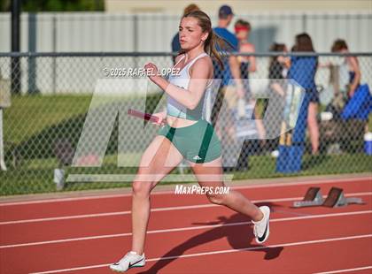 Thumbnail 1 in Rosehill Eagle Relays (4x400M) photogallery.