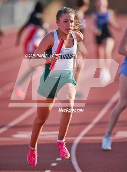 Thumbnail 1 in Rosehill Eagle Relays (4x400M) photogallery.