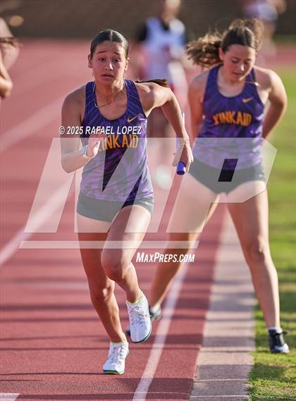 Thumbnail 2 in Rosehill Eagle Relays (4x400M) photogallery.