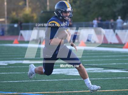 Thumbnail 2 in Folsom @ Oak Ridge photogallery.