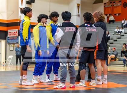 Thumbnail 2 in Newark Memorial @ Washington photogallery.