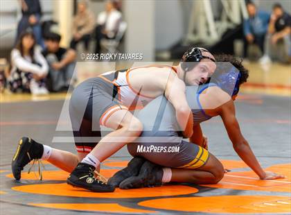 Thumbnail 2 in Newark Memorial @ Washington photogallery.