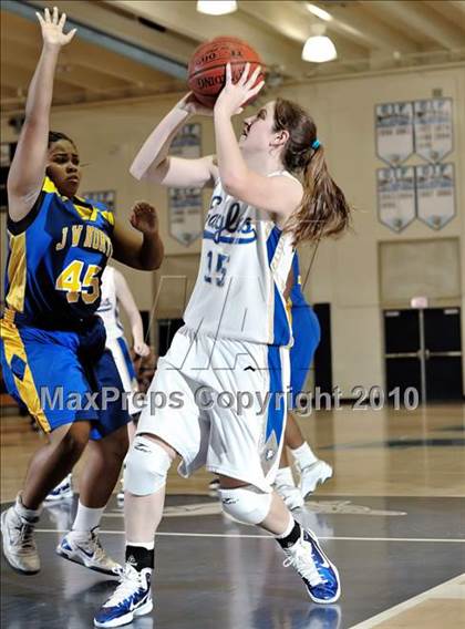 Thumbnail 2 in JW North vs. Santa Margarita (Larry Doyle Tournament) photogallery.