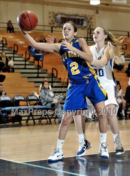 Thumbnail 3 in JW North vs. Santa Margarita (Larry Doyle Tournament) photogallery.