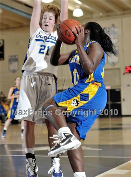 Thumbnail 1 in JW North vs. Santa Margarita (Larry Doyle Tournament) photogallery.