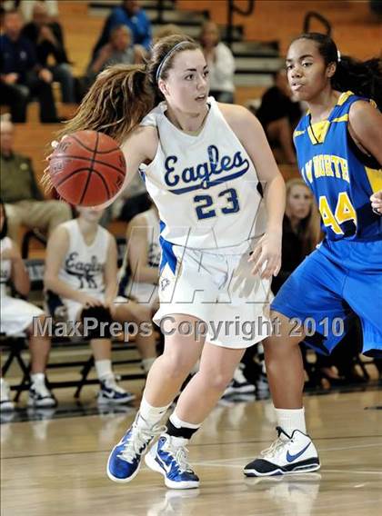 Thumbnail 3 in JW North vs. Santa Margarita (Larry Doyle Tournament) photogallery.