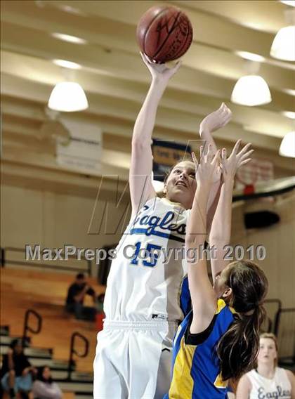 Thumbnail 1 in JW North vs. Santa Margarita (Larry Doyle Tournament) photogallery.